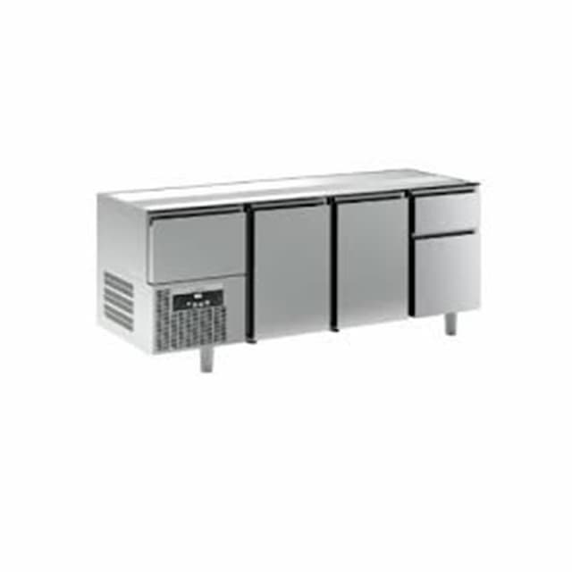Стол с охлаждаемым шкафом SAGI KTIB11